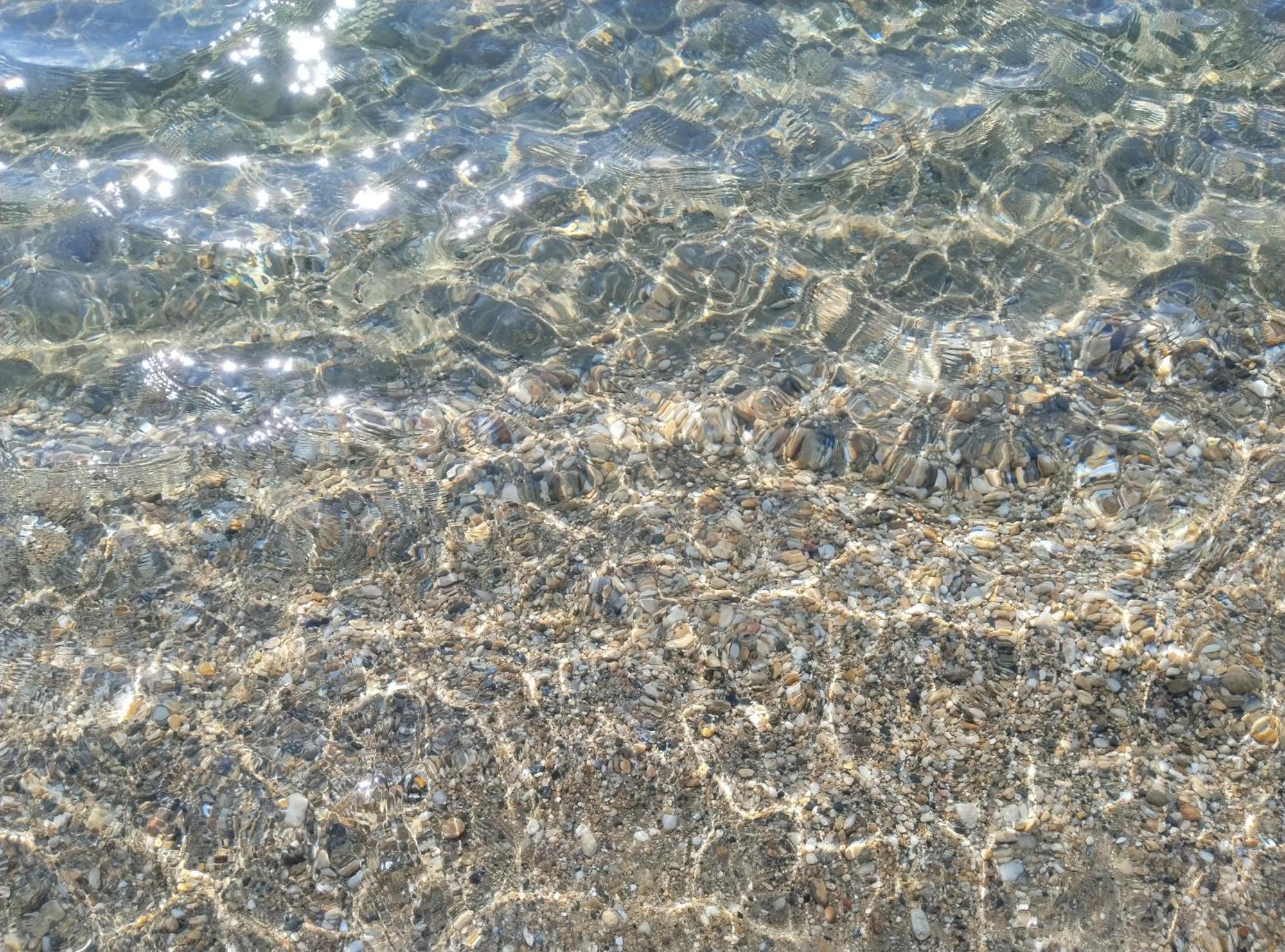 Vrasná Θαλασσινή Αυραヴィラ エクステリア 写真